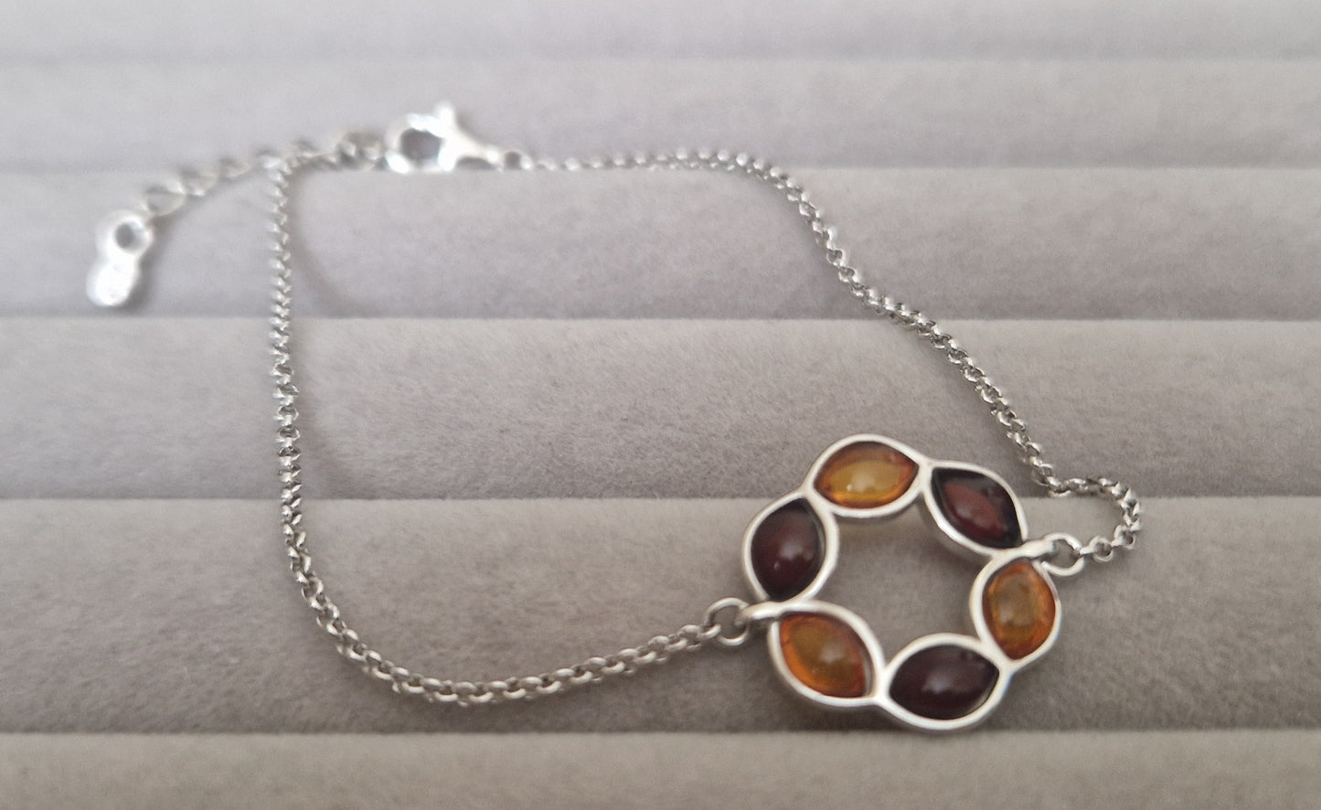 Sterling silver 925 bracelet with Baltic Amber