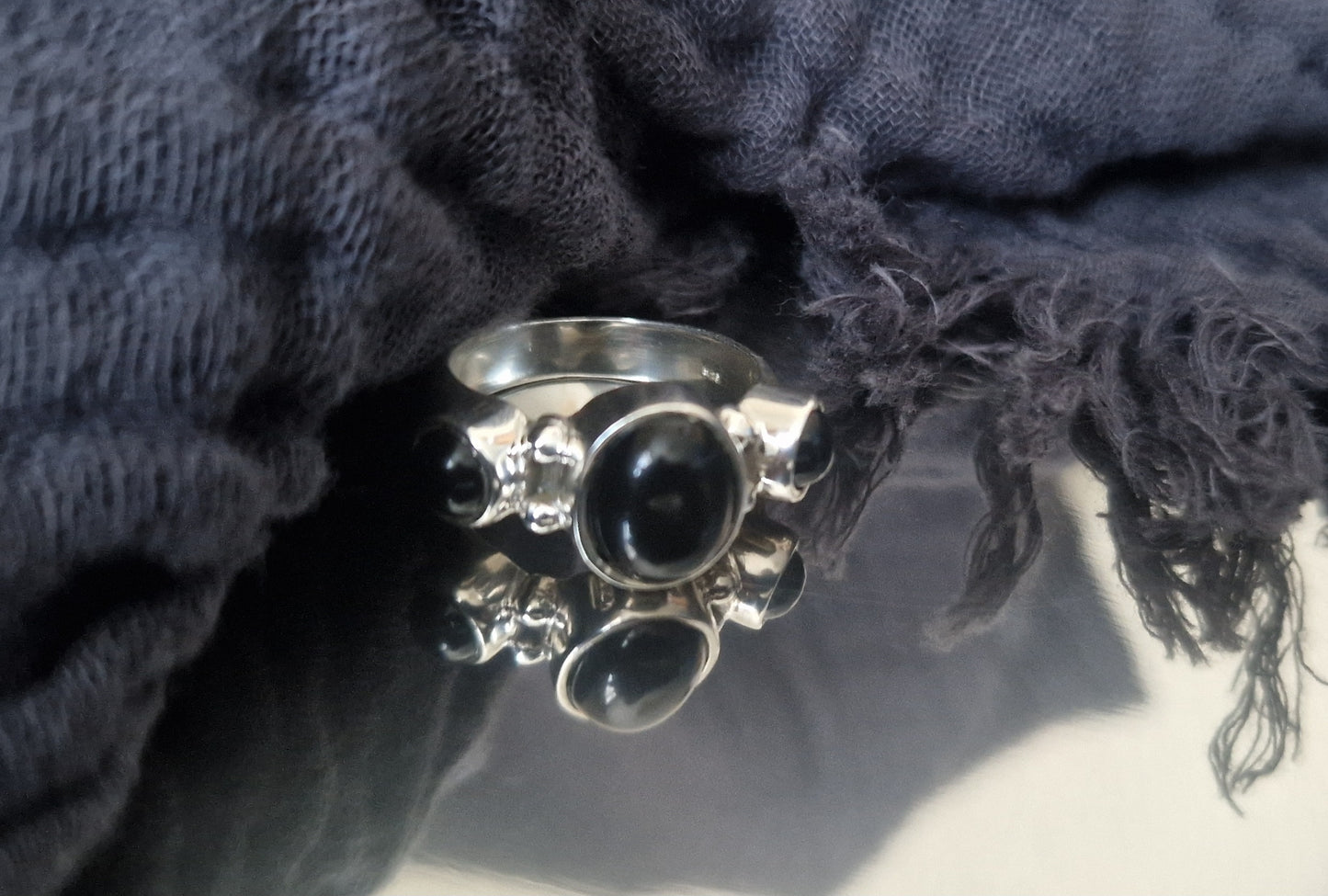 Sterling silver 925 ring with black natural stones