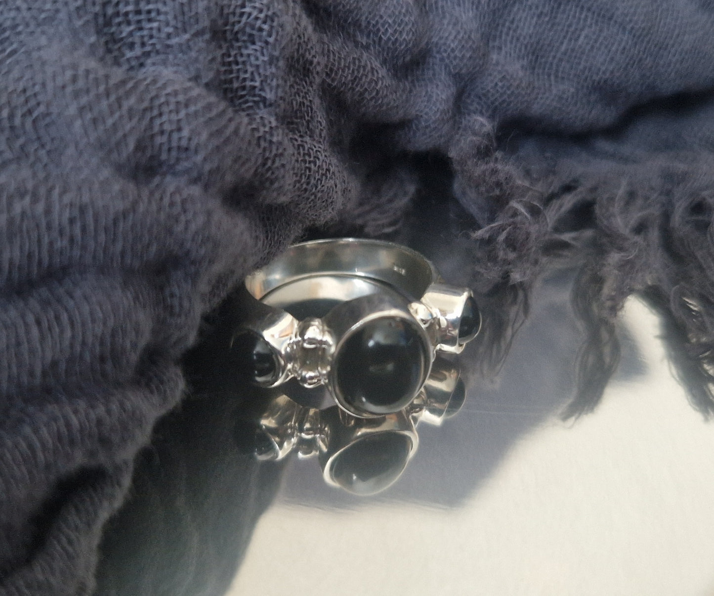 Sterling silver 925 ring with black natural stones