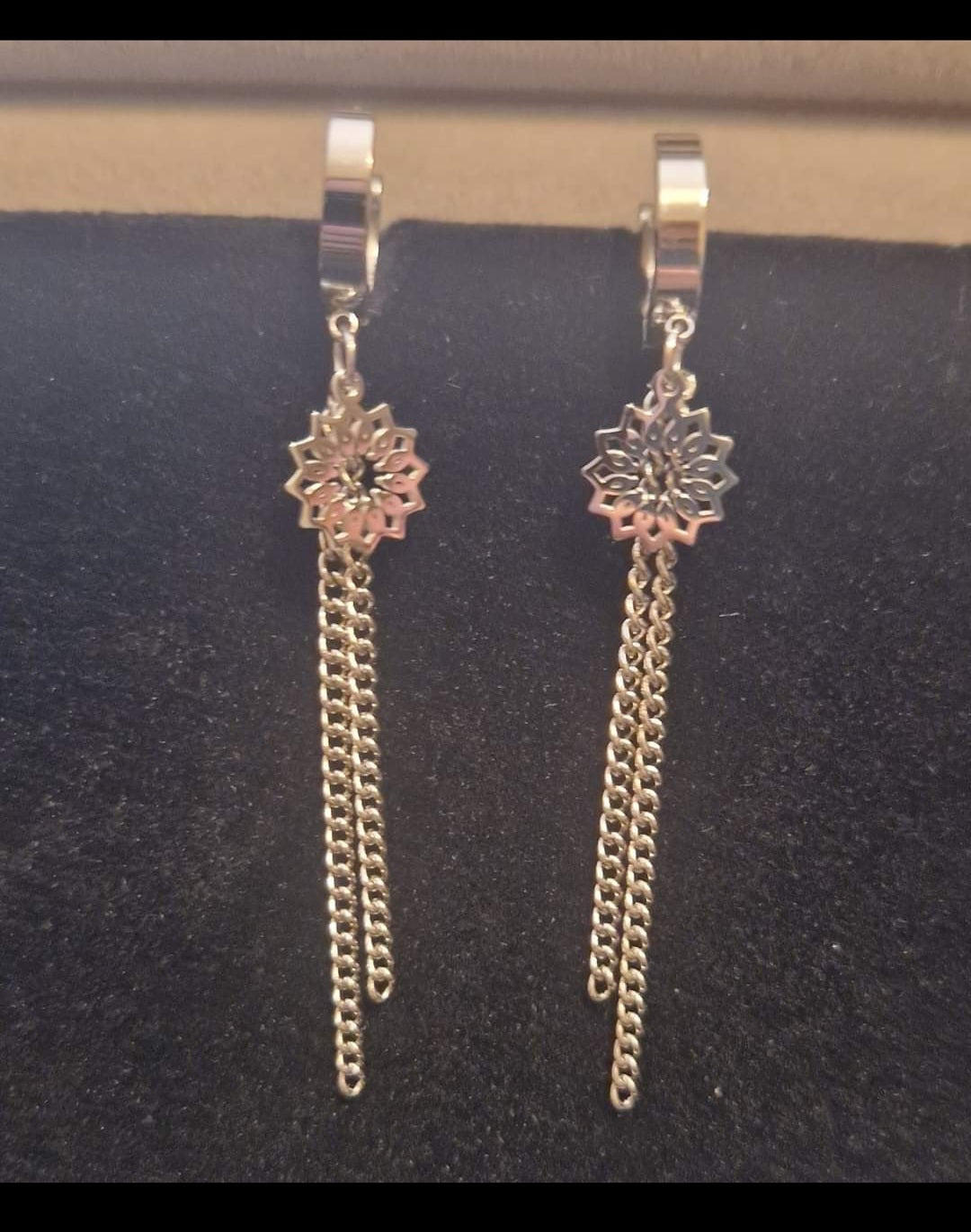 Beautiful stainless steel double chain and flower earrings